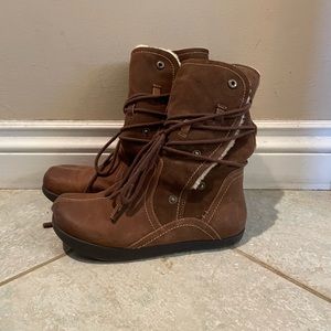 Earth Kalso technology “Mirage” boots